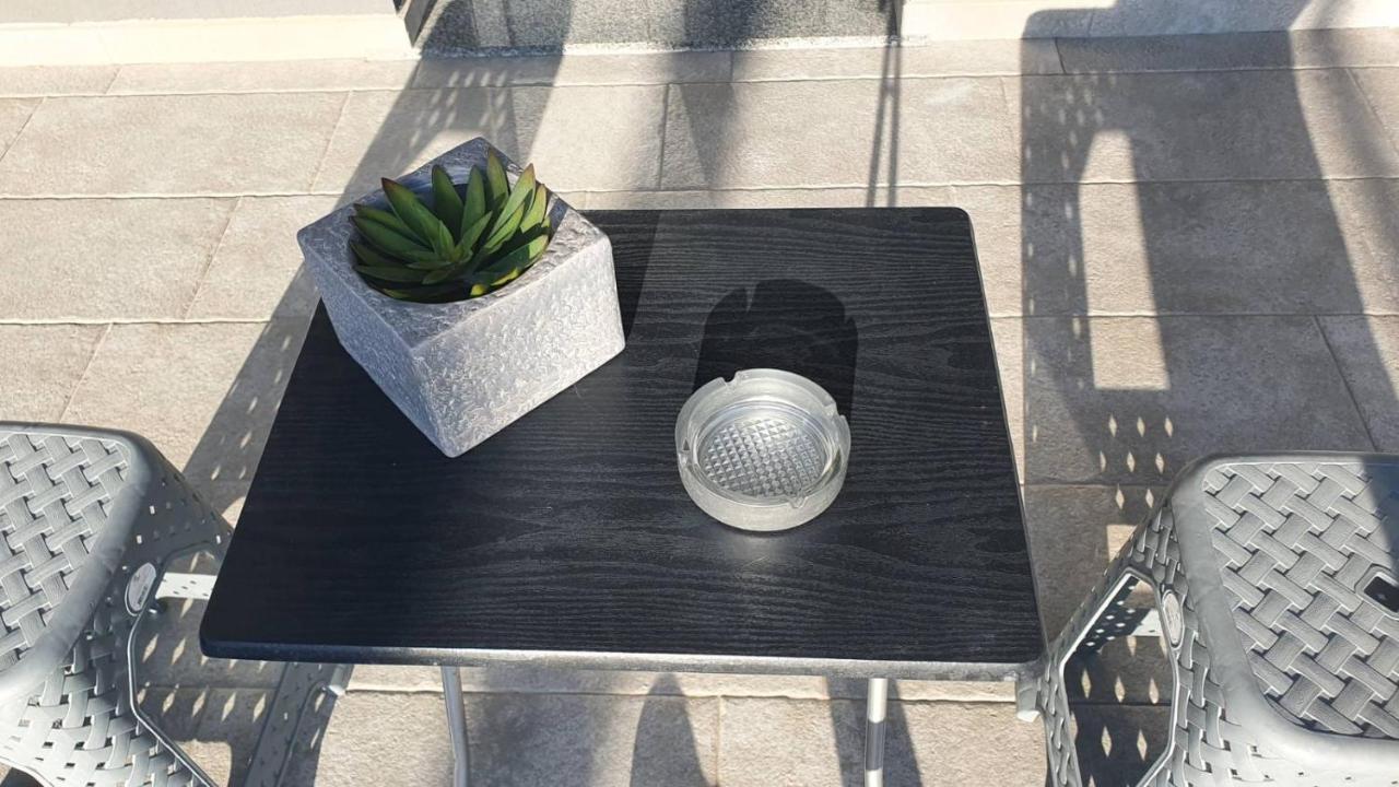 Panos' Studio Myrina Exterior foto